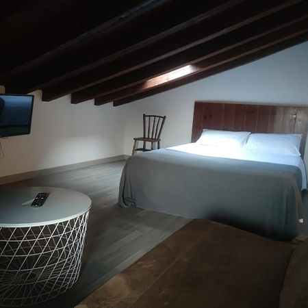 Hotel Papamoscas La Hiruela Extérieur photo